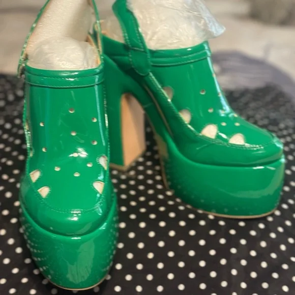Green Platform Heels - Picture 1 of 5